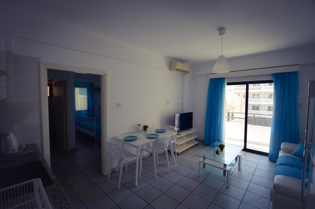 Krasas Beach Flats ラルナカ エクステリア 写真